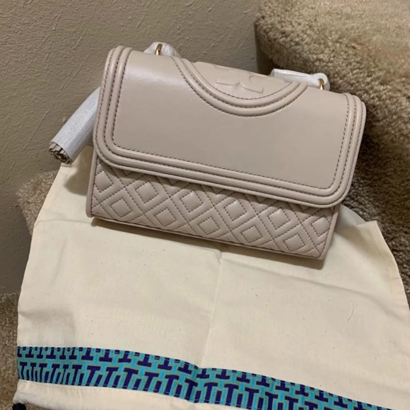Tory Burch Handbags - Tory Burch Fleming Small Convertible Bag